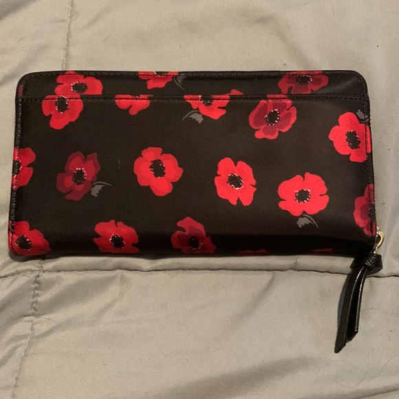 Kate Spade Black and Red Floral Wallet - Picture 2 of 8